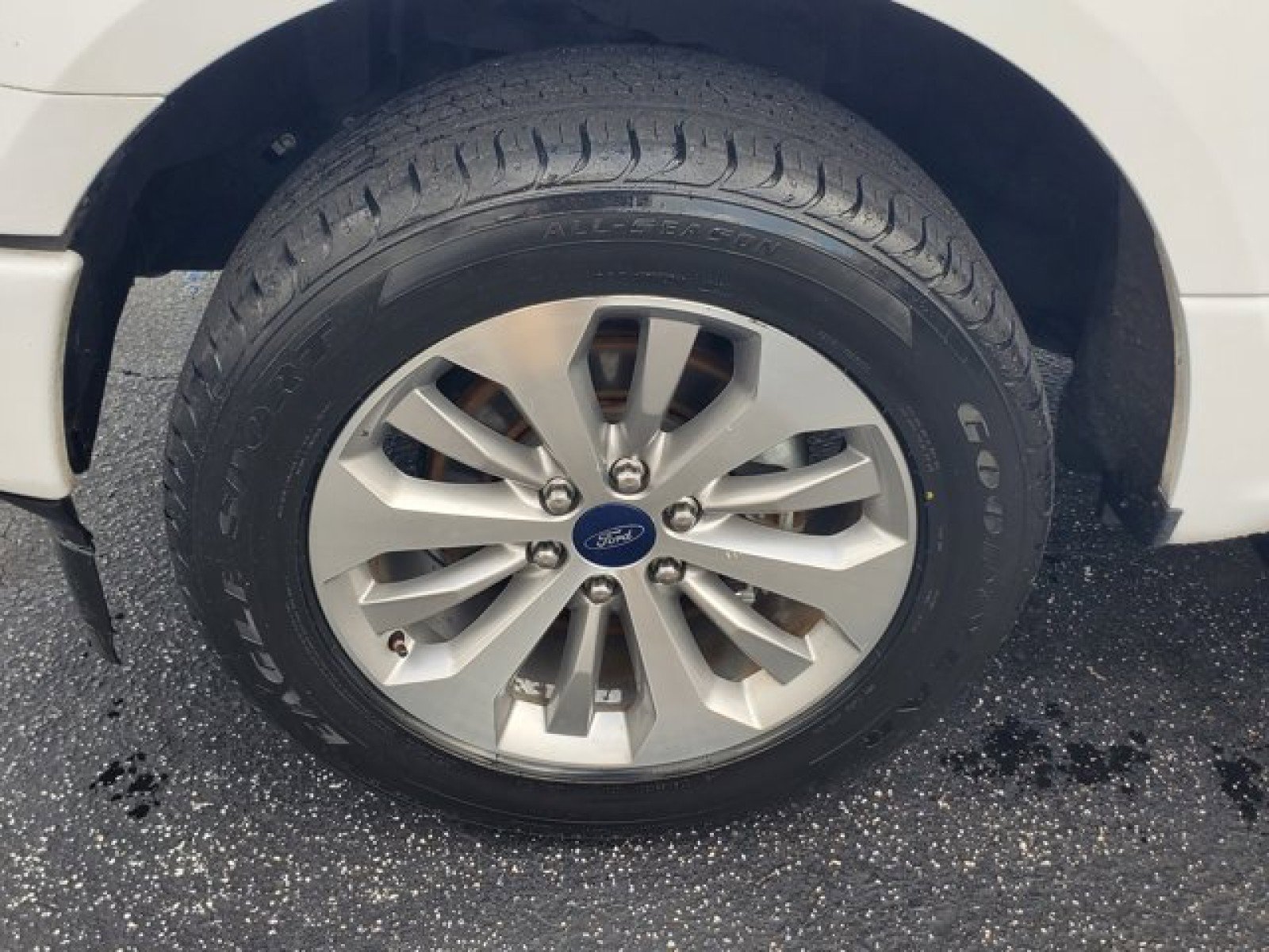 Certified 2018 Ford F150 XL w/ Equipment Group 101A Mid image 4