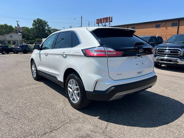 Certified 2024 Ford Edge SEL w/ Convenience Package AWD/4WD image 6