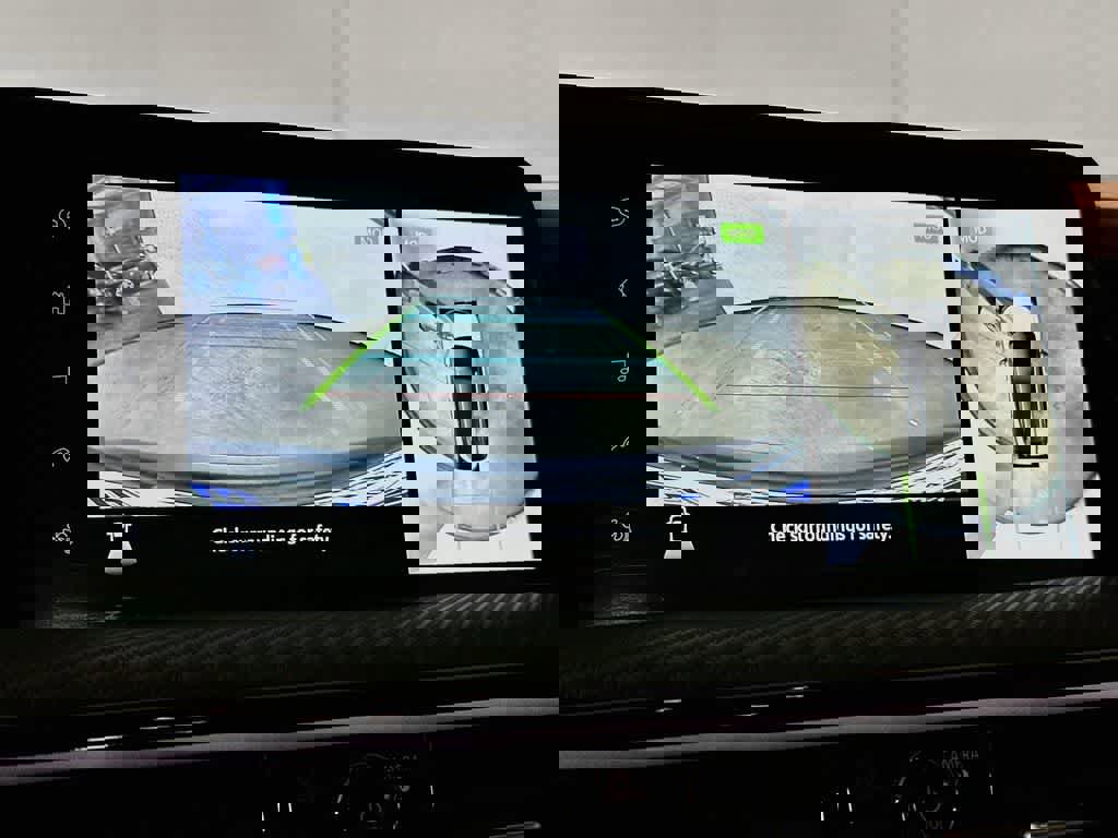 Used 2025 Nissan Kicks SR FWD image 26