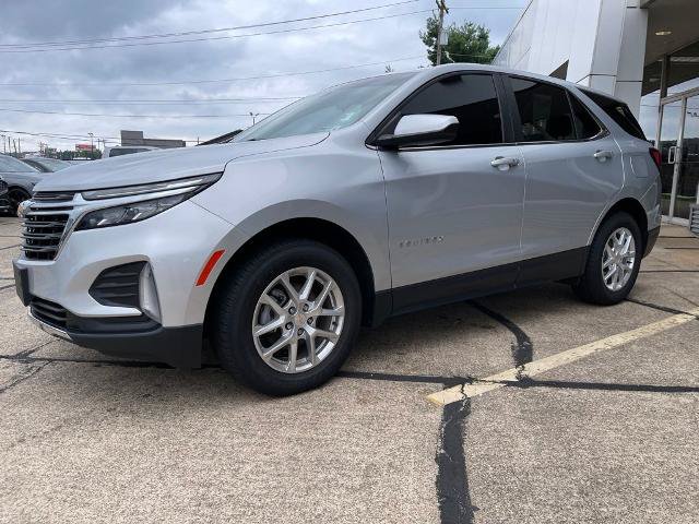 Used 2022 Chevrolet Equinox LT w/ LPO, Floor Liner Package AWD/4WD image 3