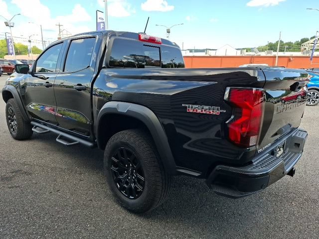 Used 2025 Chevrolet Colorado Trail Boss AWD/4WD image 5