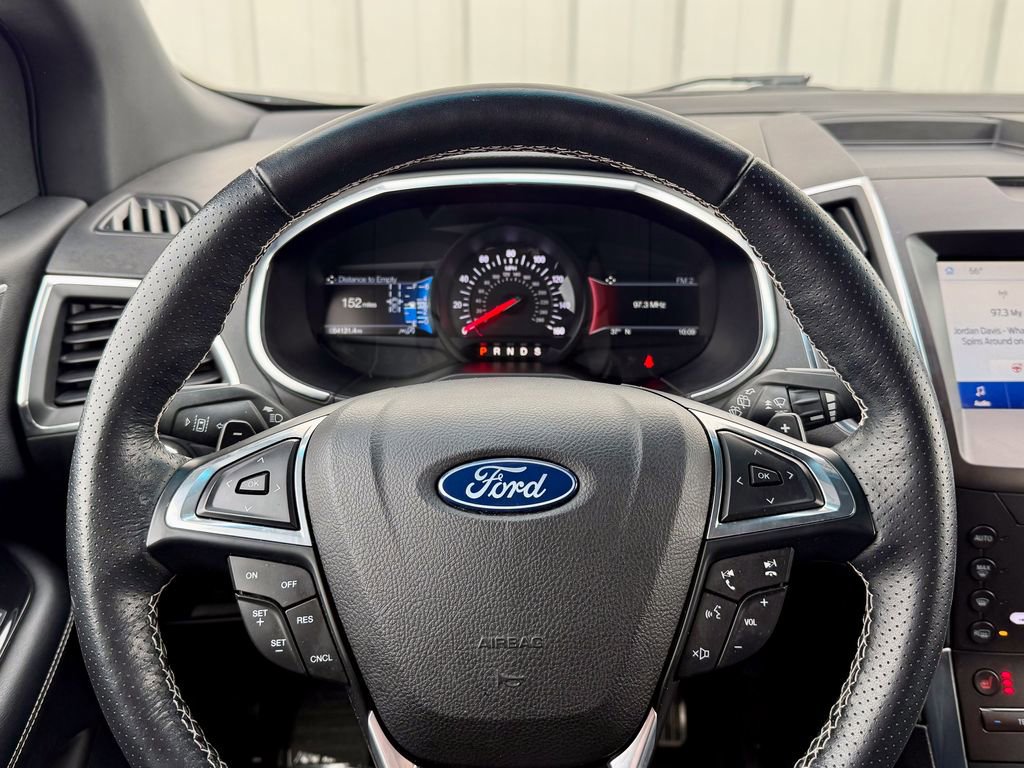 Certified 2020 Ford Edge ST w/ Cold Weather Package image 24
