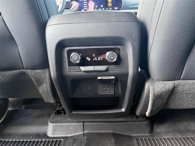 Used 2024 Chevrolet Traverse LT w/ Midnight/Sport Edition AWD/4WD image 22