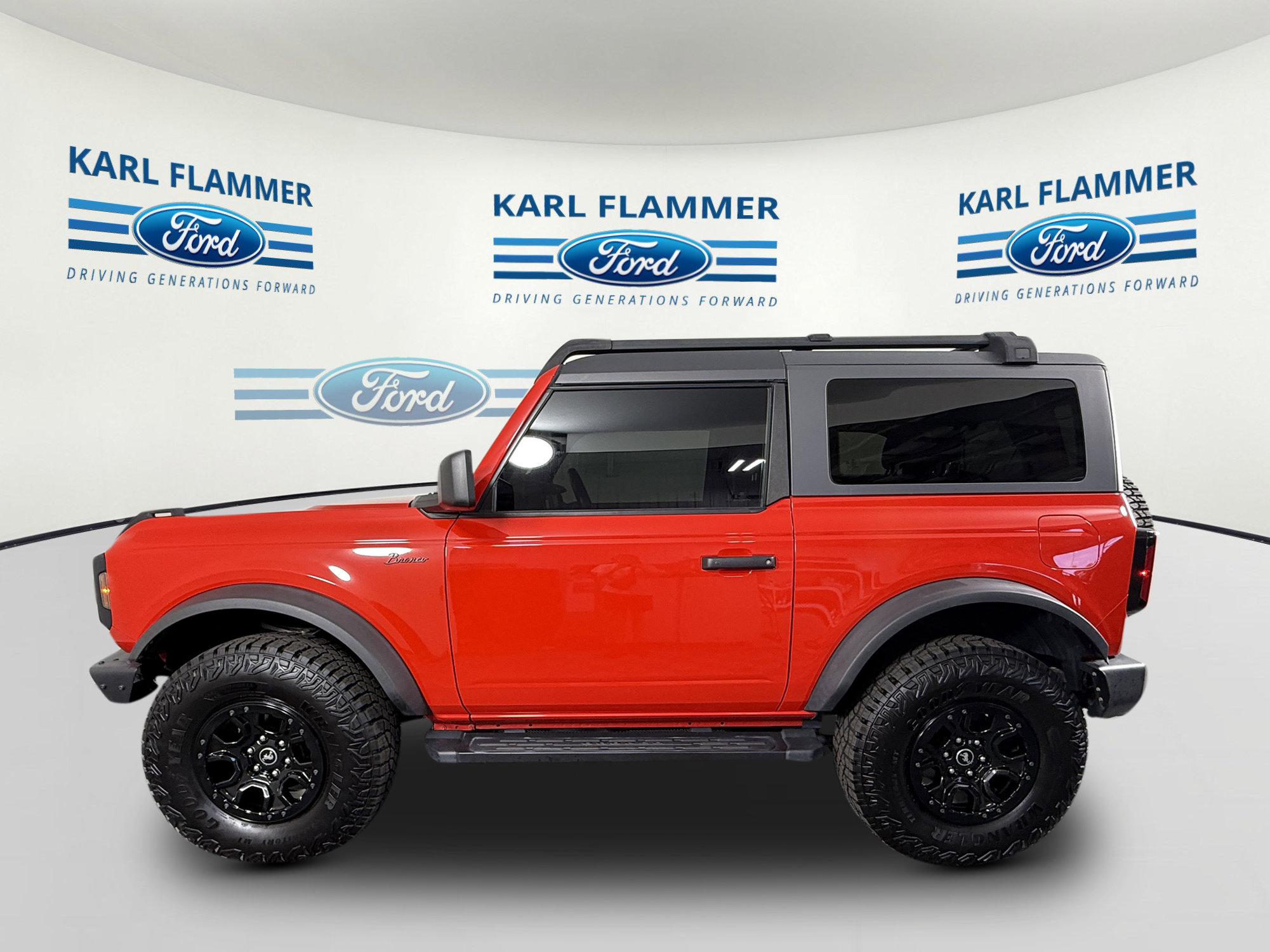 Certified 2021 Ford Bronco Big Bend w/ Sasquatch Package AWD/4WD image 5