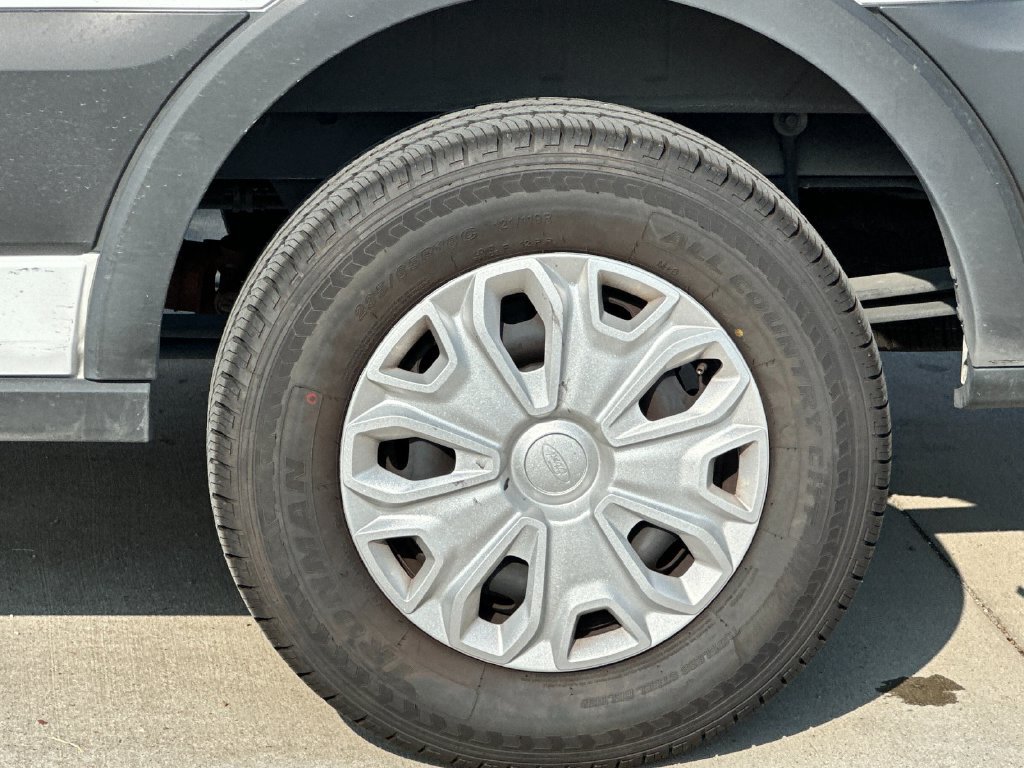 Certified 2025 Ford Transit 350 XLT RWD image 26
