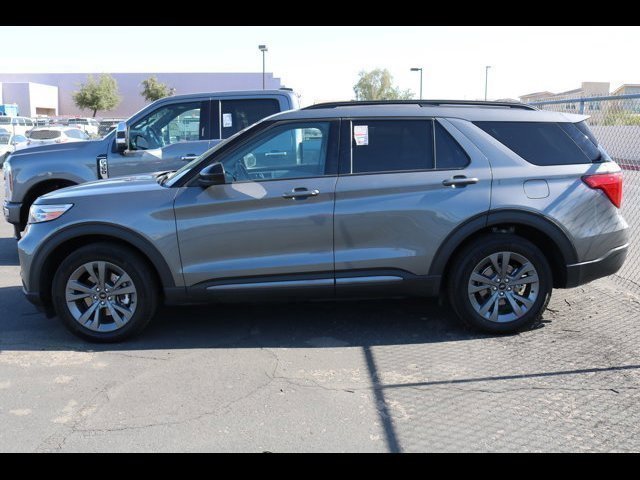 Certified 2023 Ford Explorer XLT w/ Equipment Group 202A AWD/4WD image 5