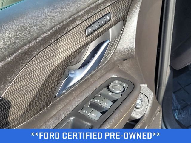 Used 2019 GMC Terrain SLT w/ Preferred Package image 16