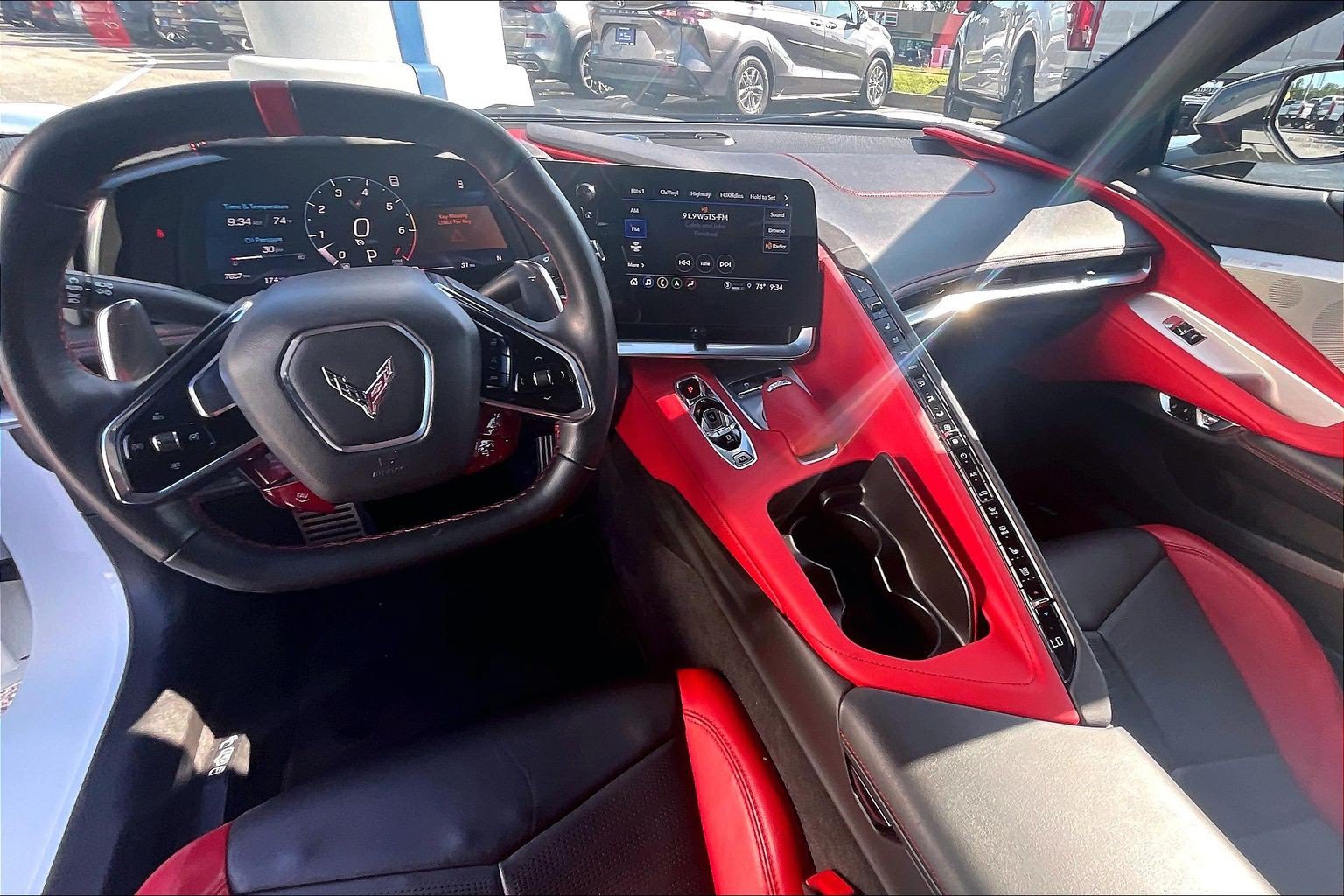 Used 2022 Chevrolet Corvette Stingray Preferred Cpe w/ Engine Appearance Package RWD image 13