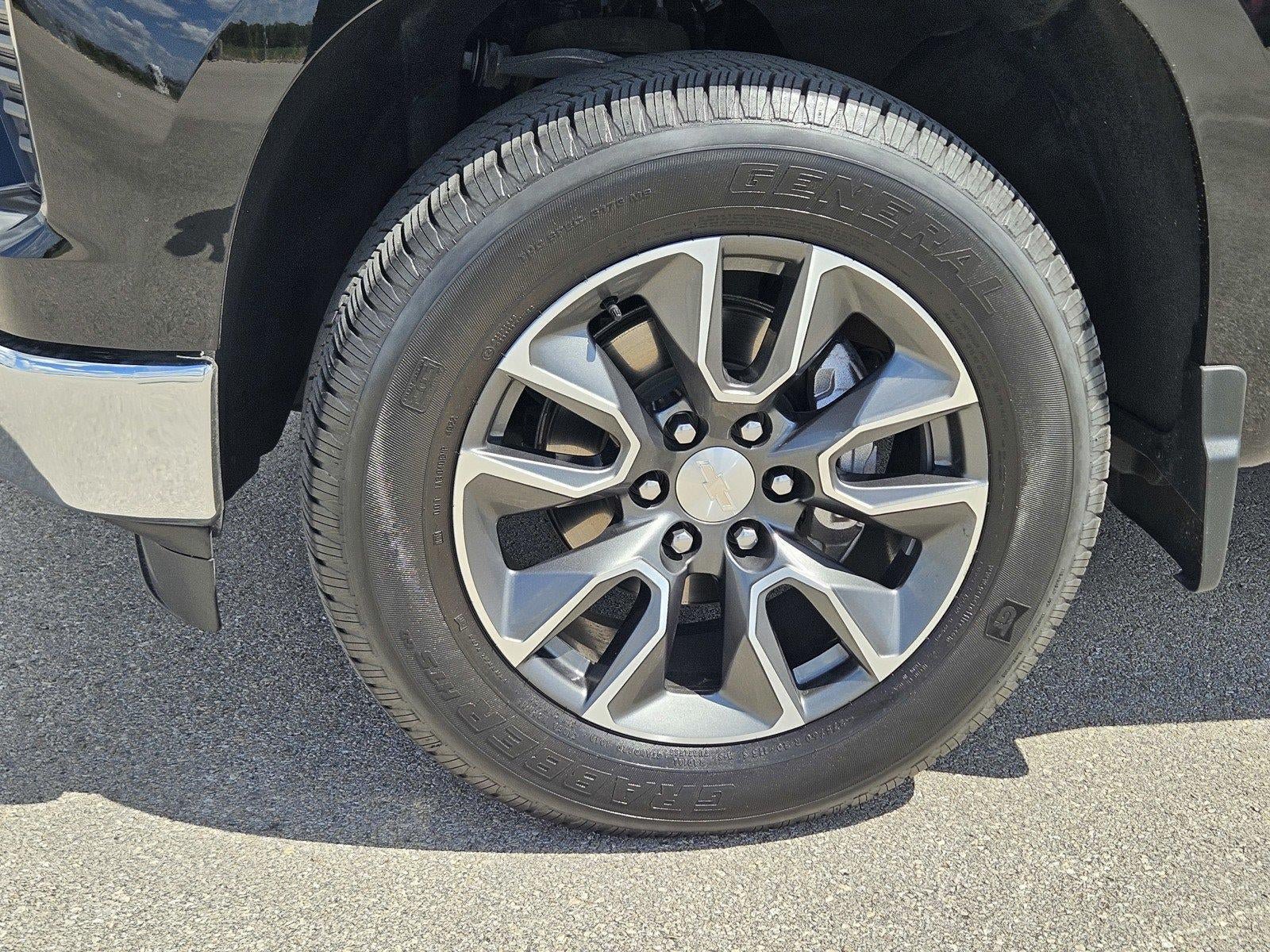 Used 2023 Chevrolet Silverado 1500 LT AWD/4WD image 9