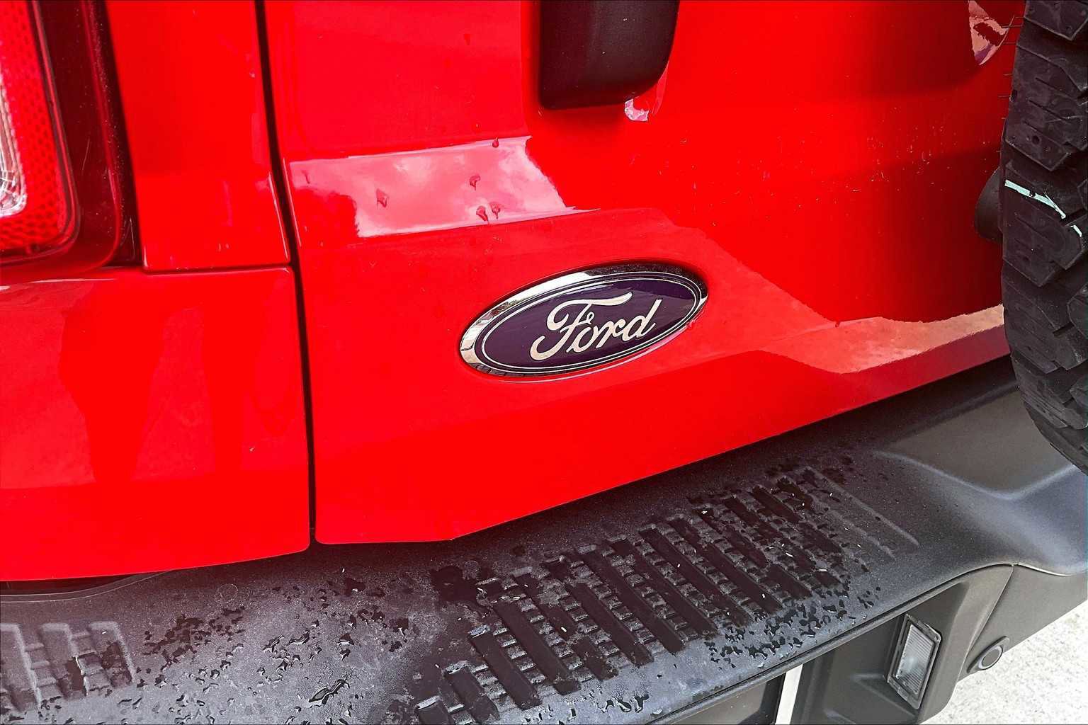 Certified 2024 Ford Bronco Black Diamond image 31