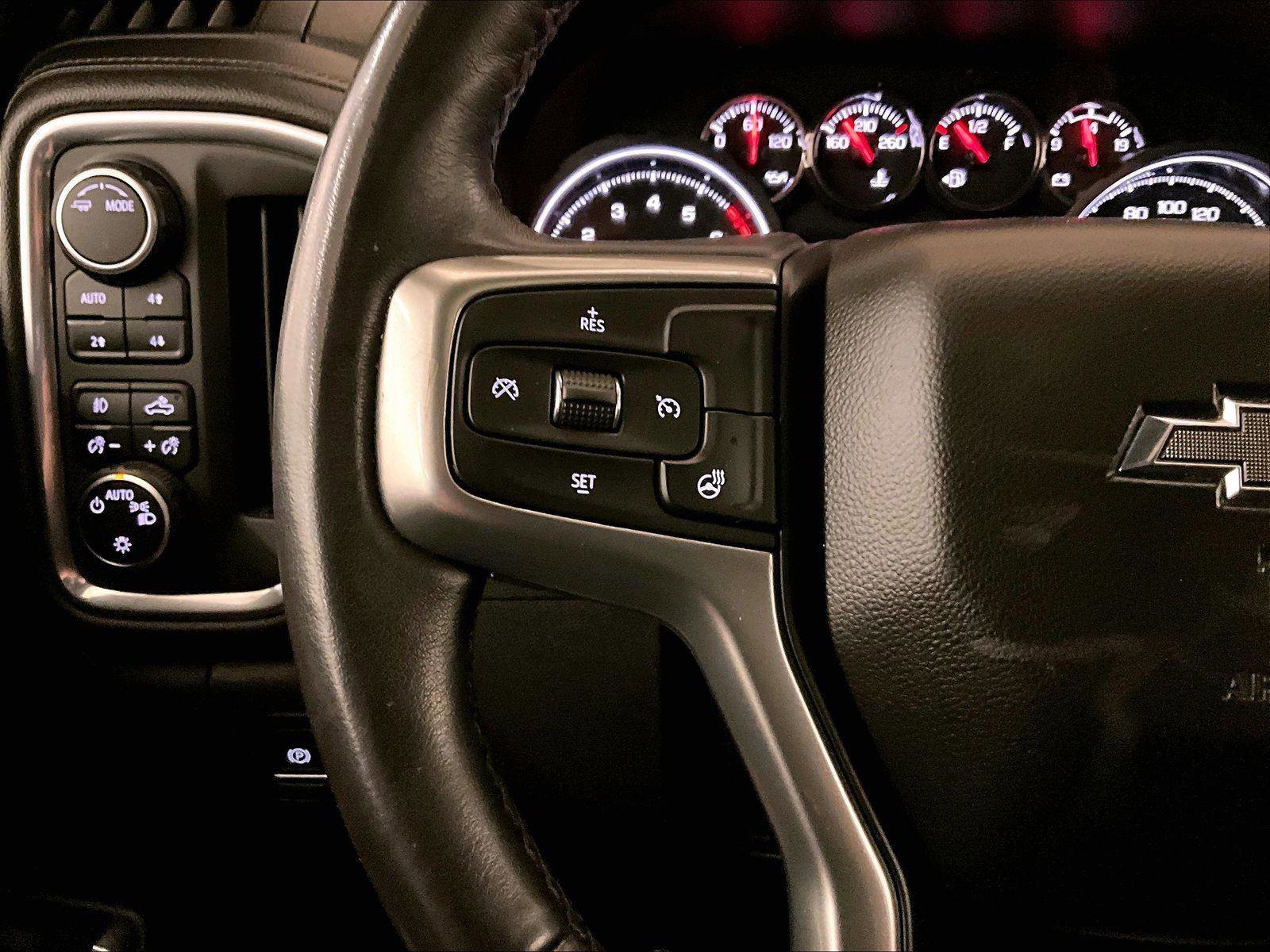 Used 2021 Chevrolet Silverado 1500 LT Trail Boss w/ Convenience Package II AWD/4WD image 17