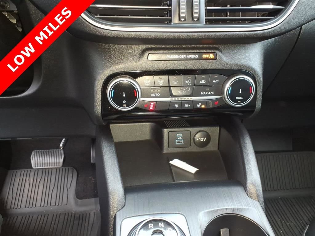 Certified 2022 Ford Escape SEL image 21