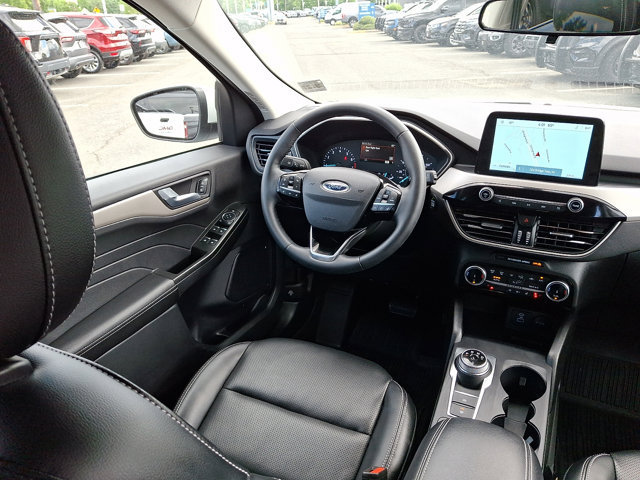 Certified 2022 Ford Escape SEL AWD/4WD image 13