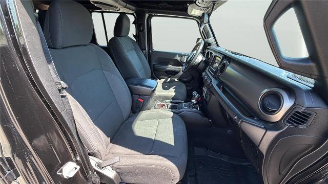 Used 2018 Jeep Wrangler Unlimited Sport S AWD/4WD image 14