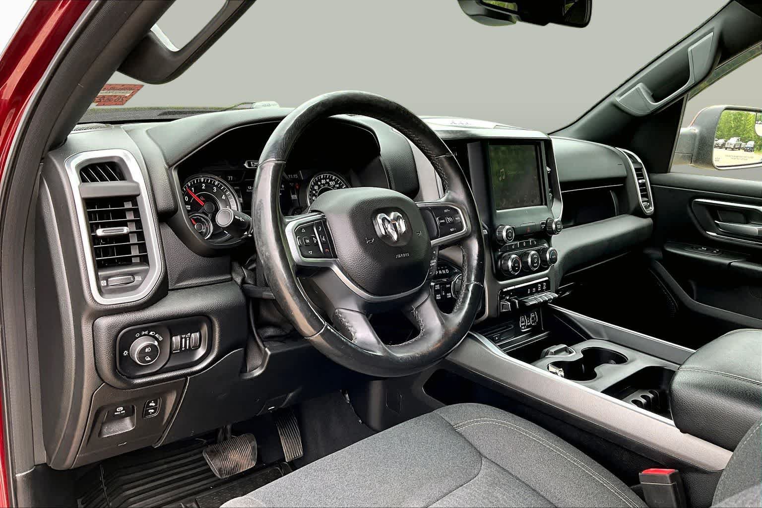Used 2019 RAM 1500 Big Horn AWD/4WD image 18