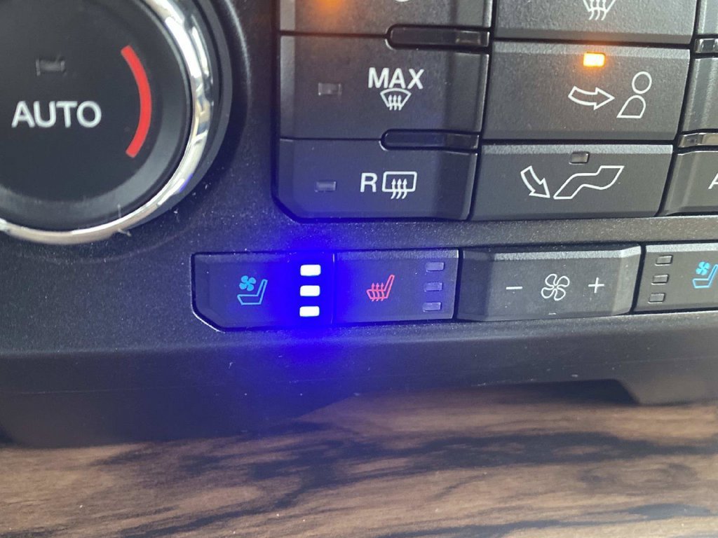 Certified 2018 Ford F150 Lariat RWD image 27