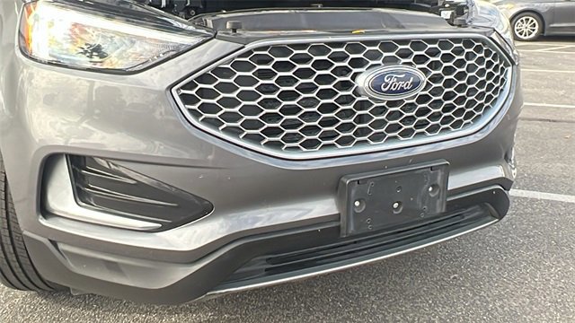 Certified 2024 Ford Edge SEL image 11