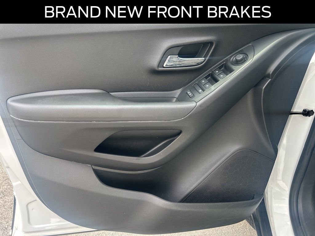 Used 2020 Chevrolet Trax LS image 7