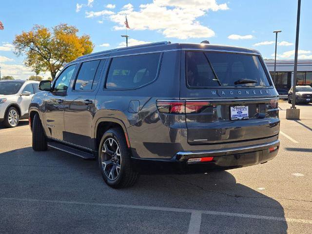Used 2023 Jeep Wagoneer L Series III w/ Preferred Equipment Group image 4
