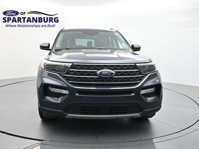 Certified 2023 Ford Explorer XLT w/ Equipment Group 202A AWD/4WD image 2