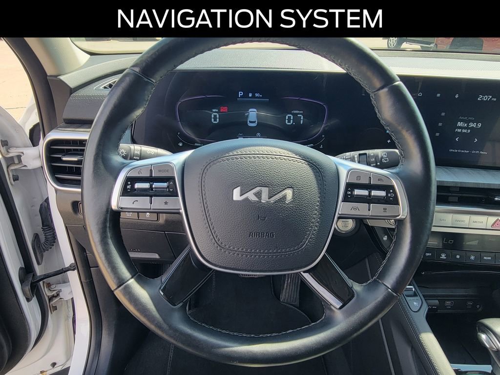 Used 2024 Kia Telluride EX w/ EX Captain's Chair Package AWD/4WD image 22