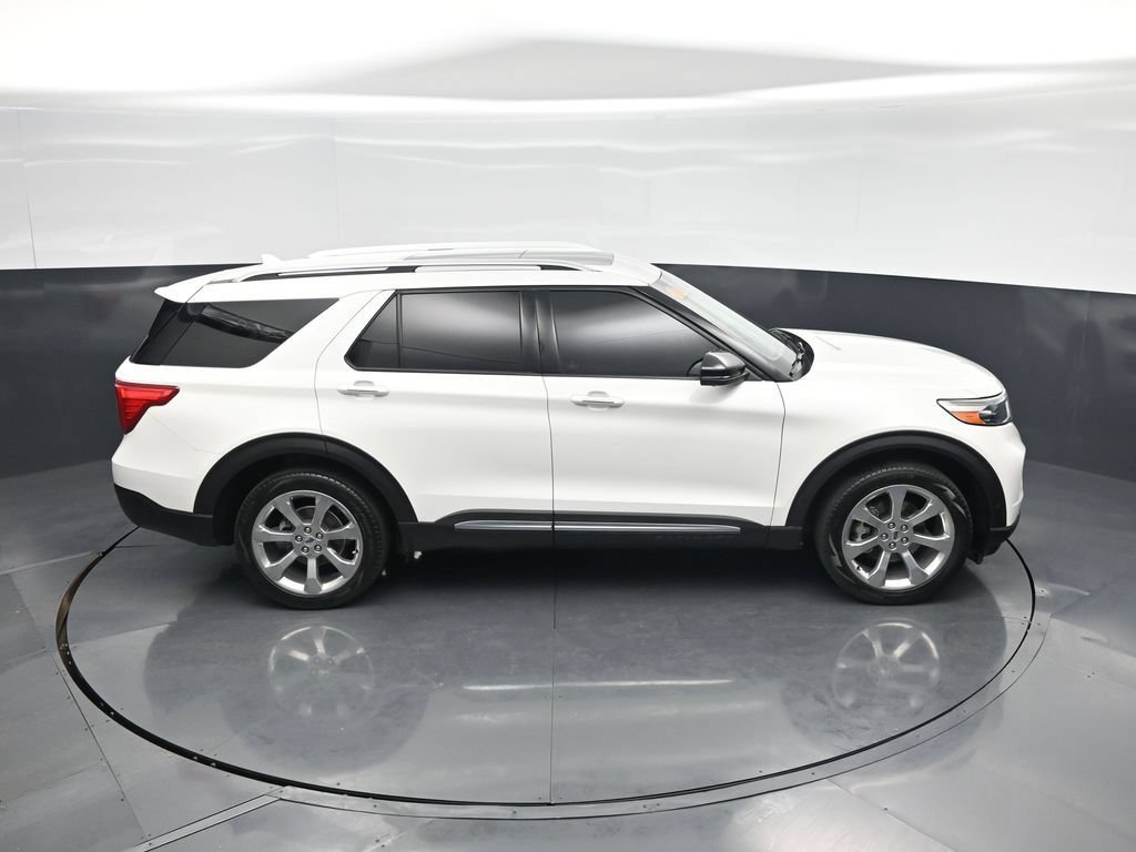 Certified 2020 Ford Explorer Platinum w/ Premium Technology Package AWD/4WD image 43