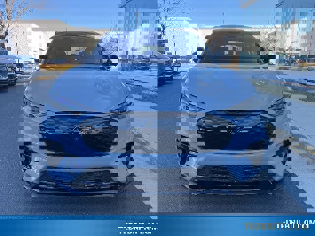 Certified 2025 Ford Mustang Mach-E GT image 8