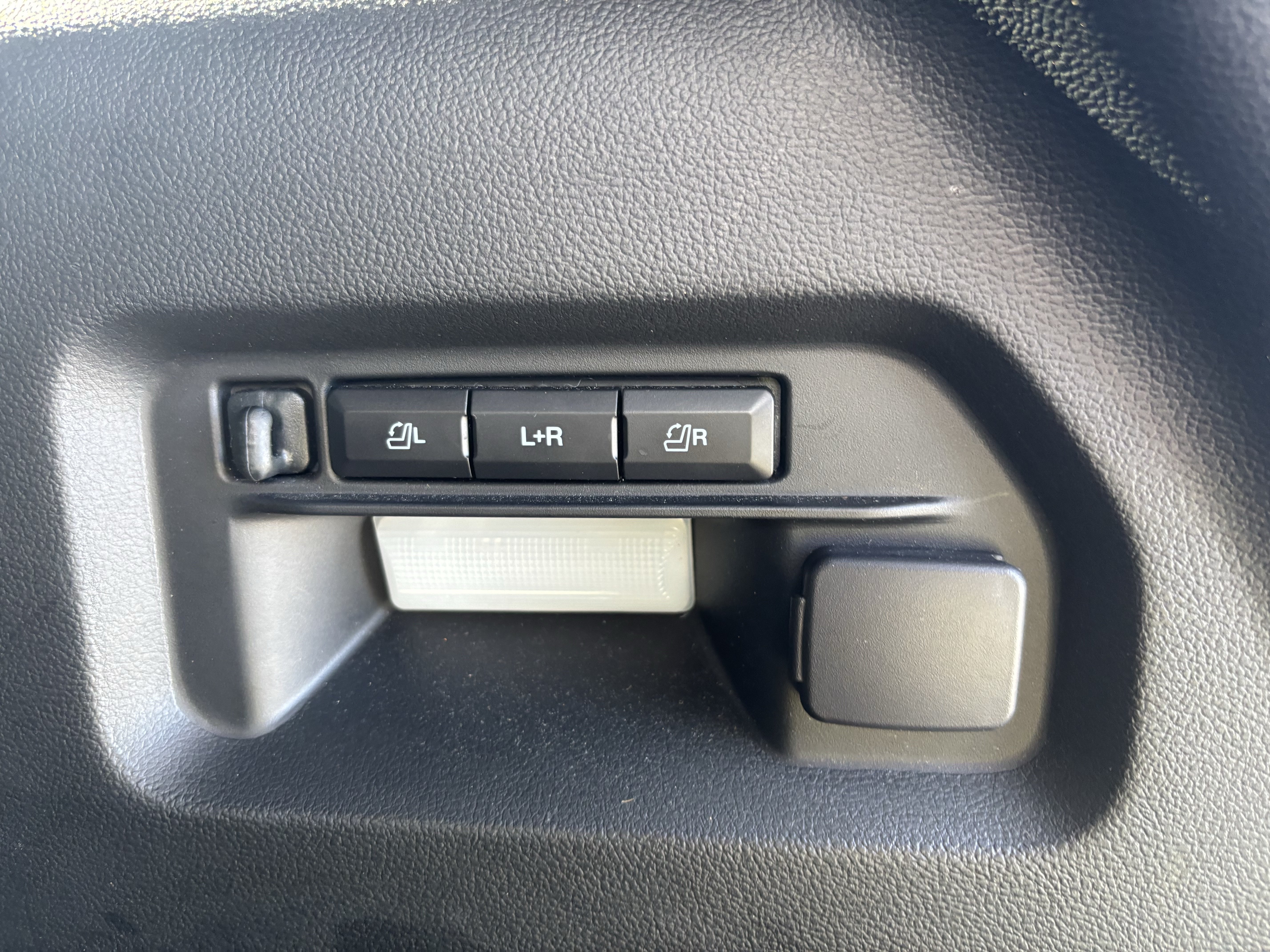 Certified 2023 Ford Explorer ST w/ Equipment Group 401A AWD/4WD image 38