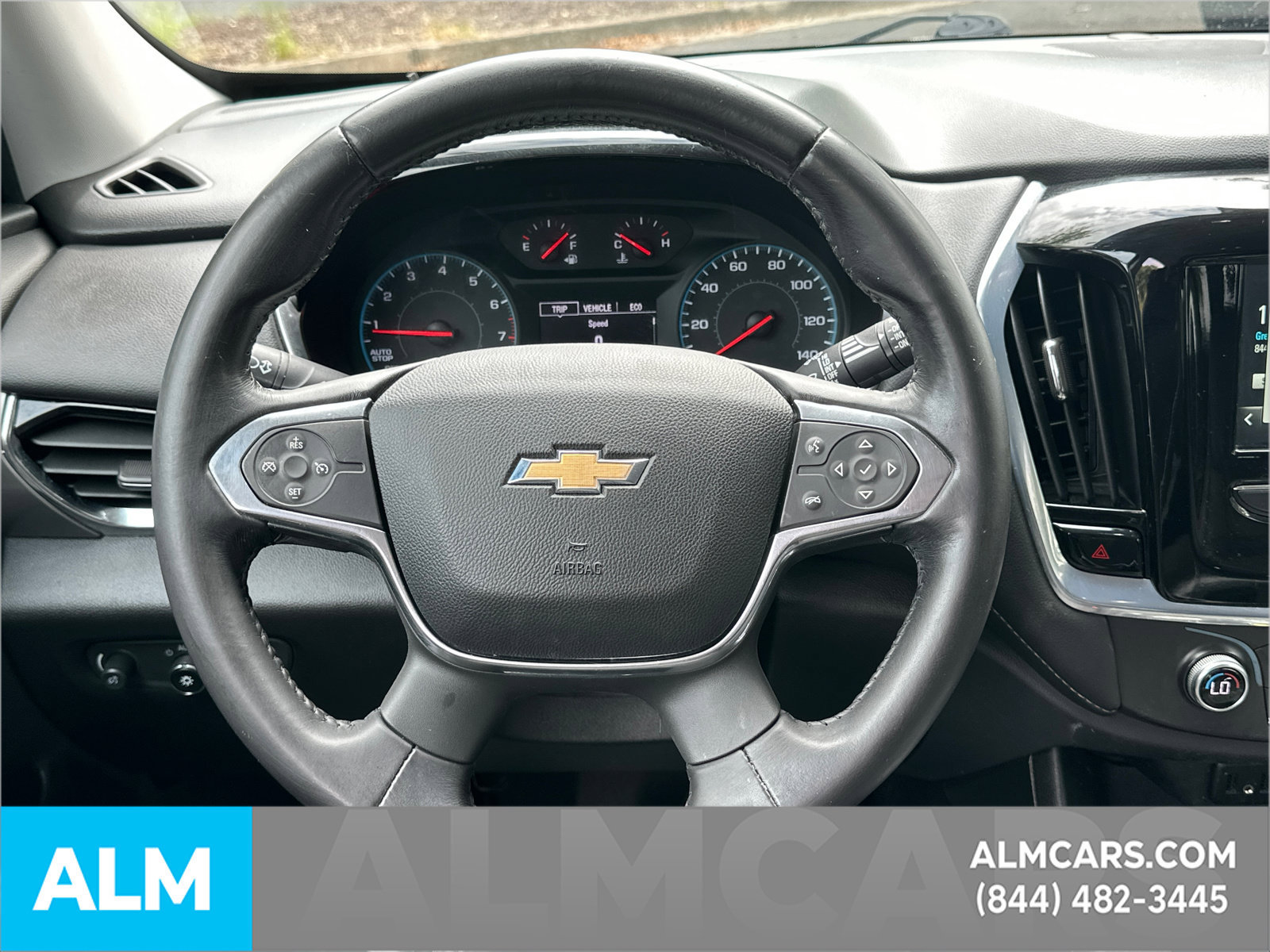 Used 2018 Chevrolet Traverse LT FWD image 27