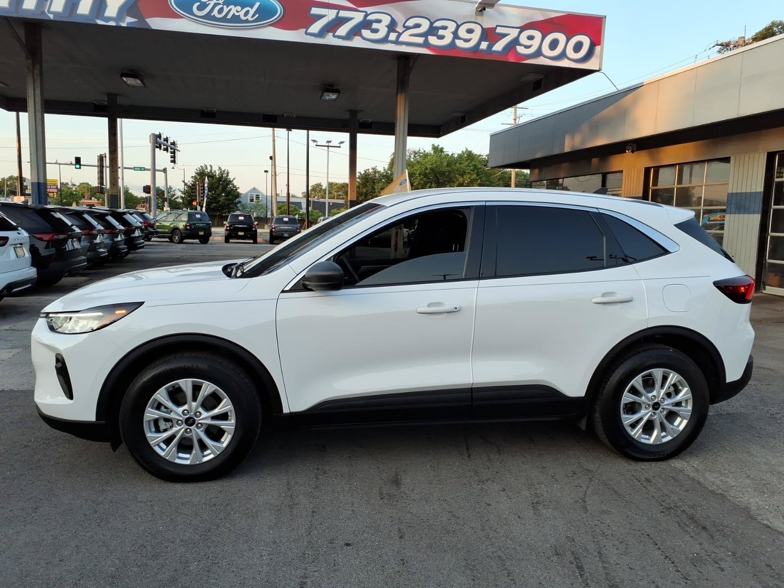 Certified 2023 Ford Escape Active AWD/4WD image 5