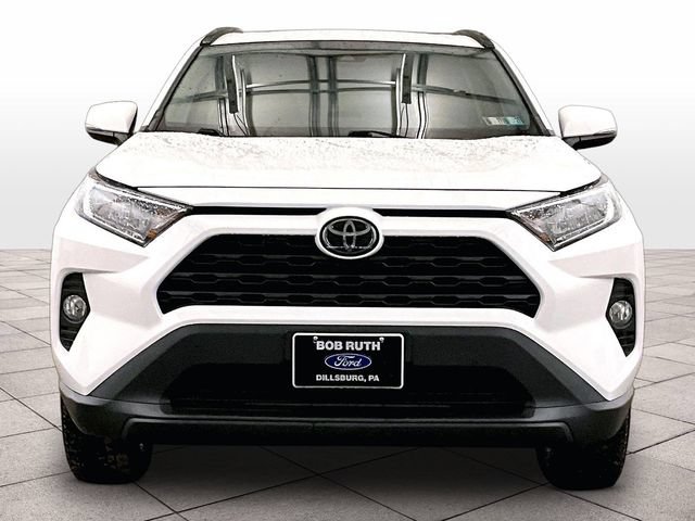 Used 2020 Toyota RAV4 XLE w/ Convenience Package AWD/4WD image 3