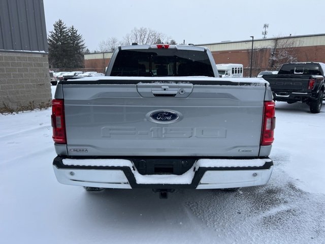 Certified 2022 Ford F150 XLT w/ Equipment Group 302A High image 4