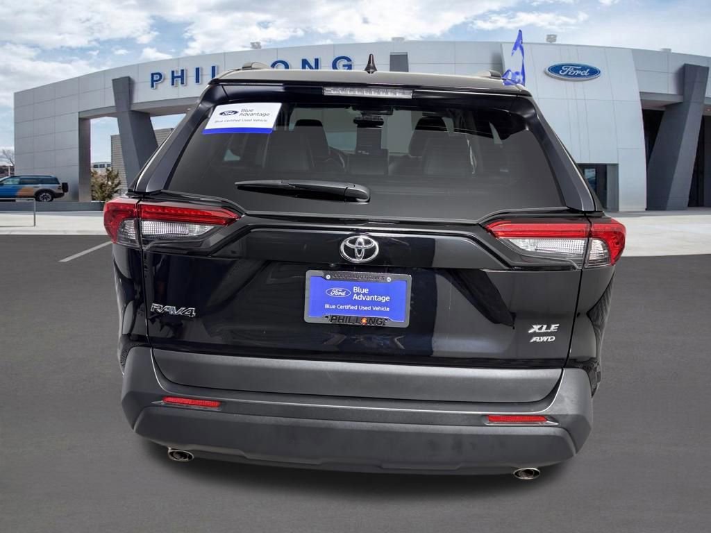 Used 2025 Toyota RAV4 XLE Premium w/ Weather Package image 4