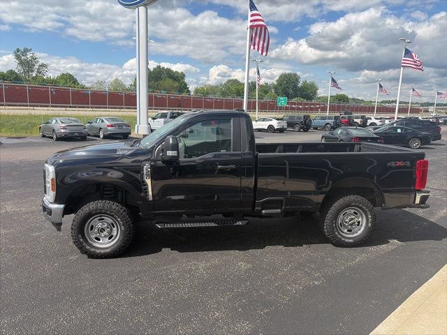 Certified 2024 Ford F250 XL w/ XL Off-Road Package AWD/4WD image 5