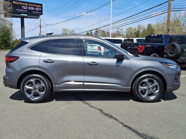 Certified 2023 Ford Escape ST-Line w/ Tech Pack #1 AWD/4WD image 12