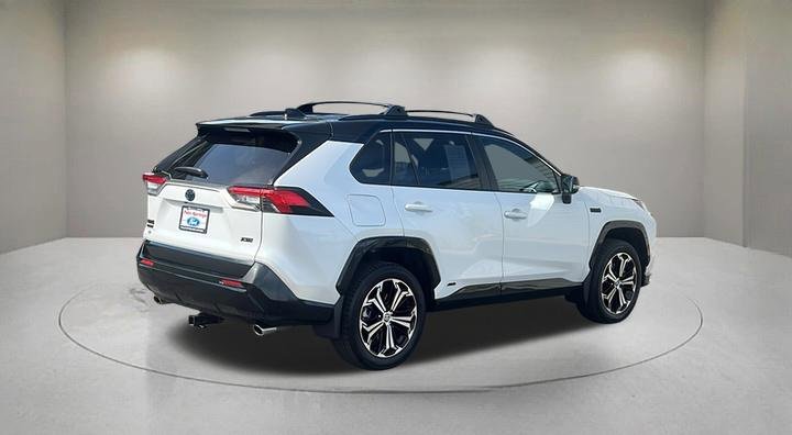 Used 2023 Toyota RAV4 XSE w/ Weather Package image 5