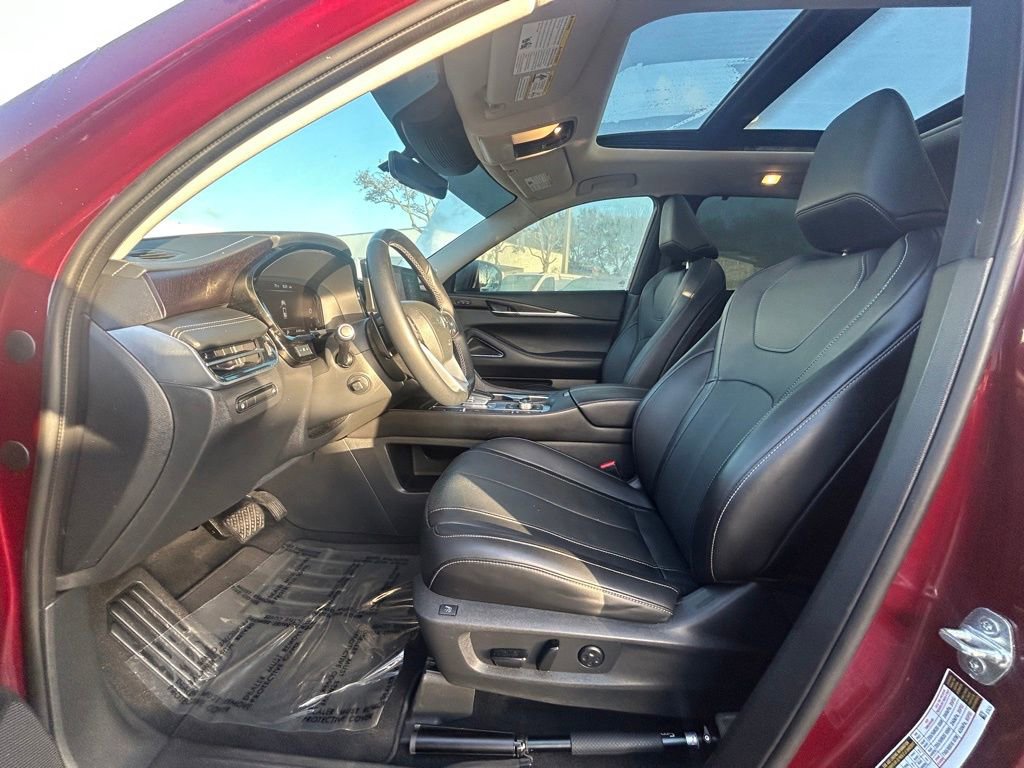 Used 2023 INFINITI QX60 Sensory w/ Cargo Package image 10