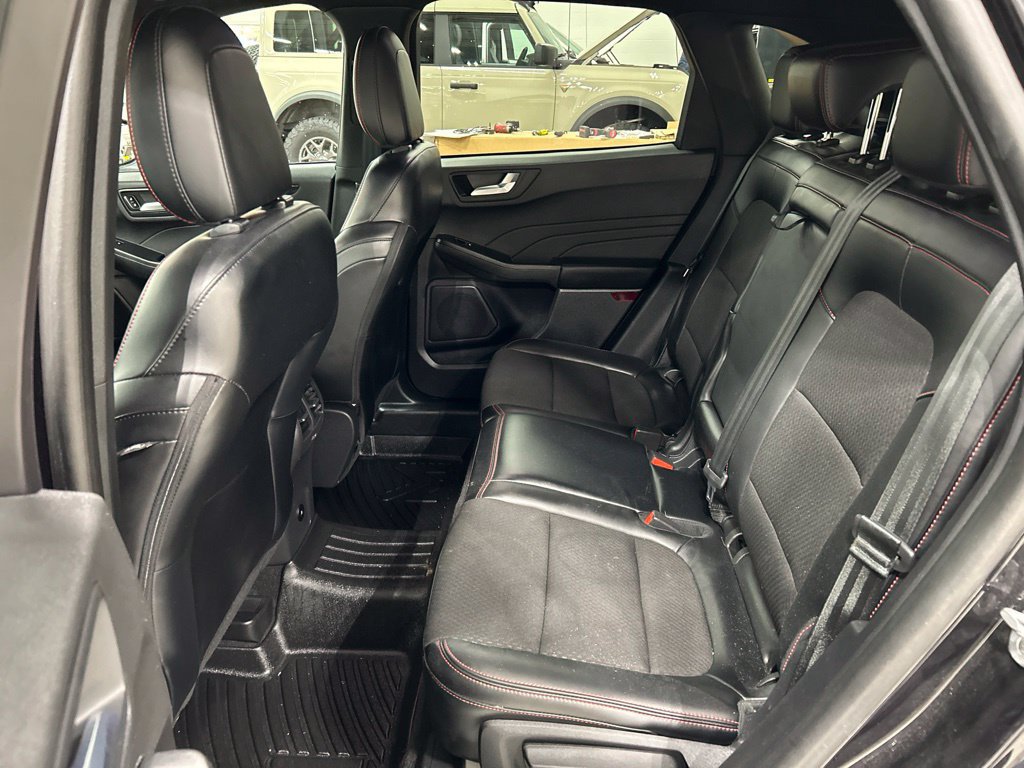 Certified 2024 Ford Escape ST-Line AWD/4WD image 25