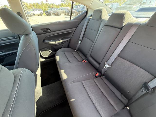Used 2025 Nissan Altima 2.5 SV FWD image 19