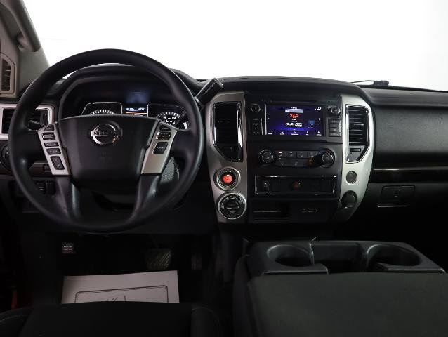 Used 2019 Nissan Titan SV AWD/4WD image 14