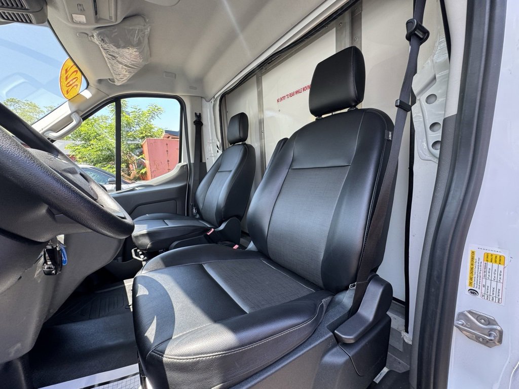 Certified 2022 Ford Transit 350 DRW image 8