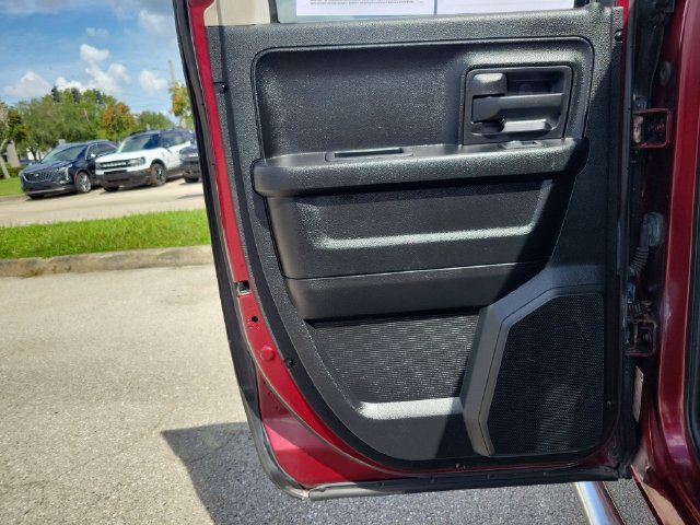 Used 2017 RAM 1500 Express RWD image 14