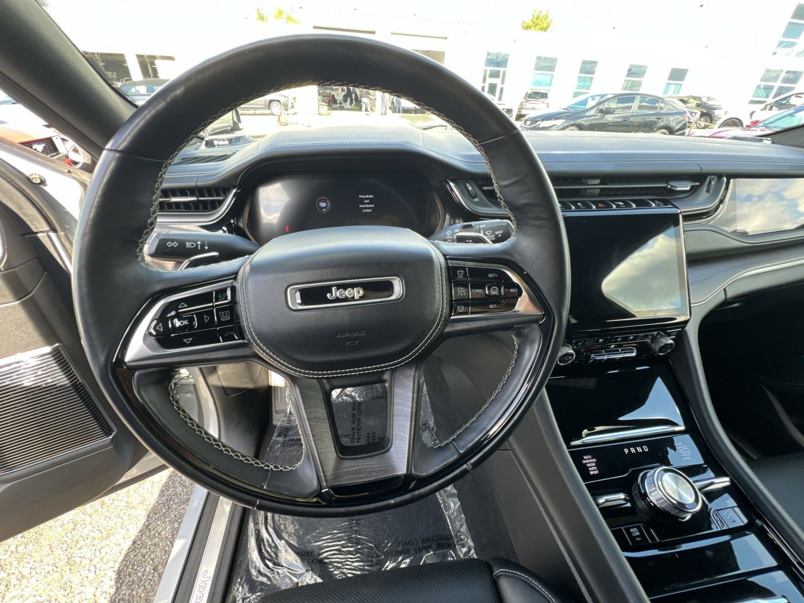 Used 2023 Jeep Grand Cherokee Overland w/ Adv Protech Group III image 16