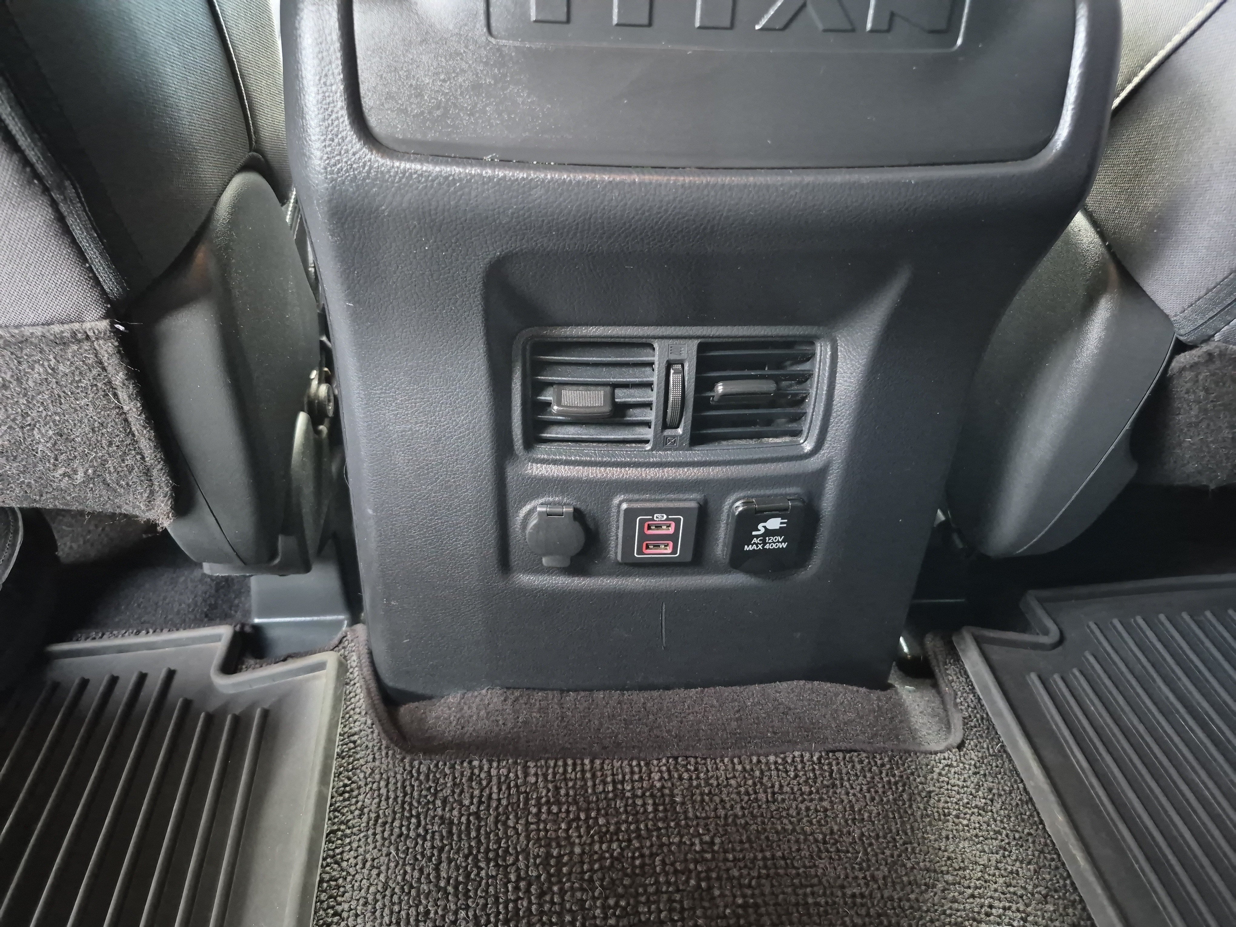 Used 2023 Nissan Titan SV w/ SV Convenience Package AWD/4WD image 19