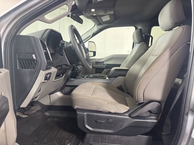 Certified 2020 Ford F250 XLT w/ XLT Premium Package AWD/4WD image 11
