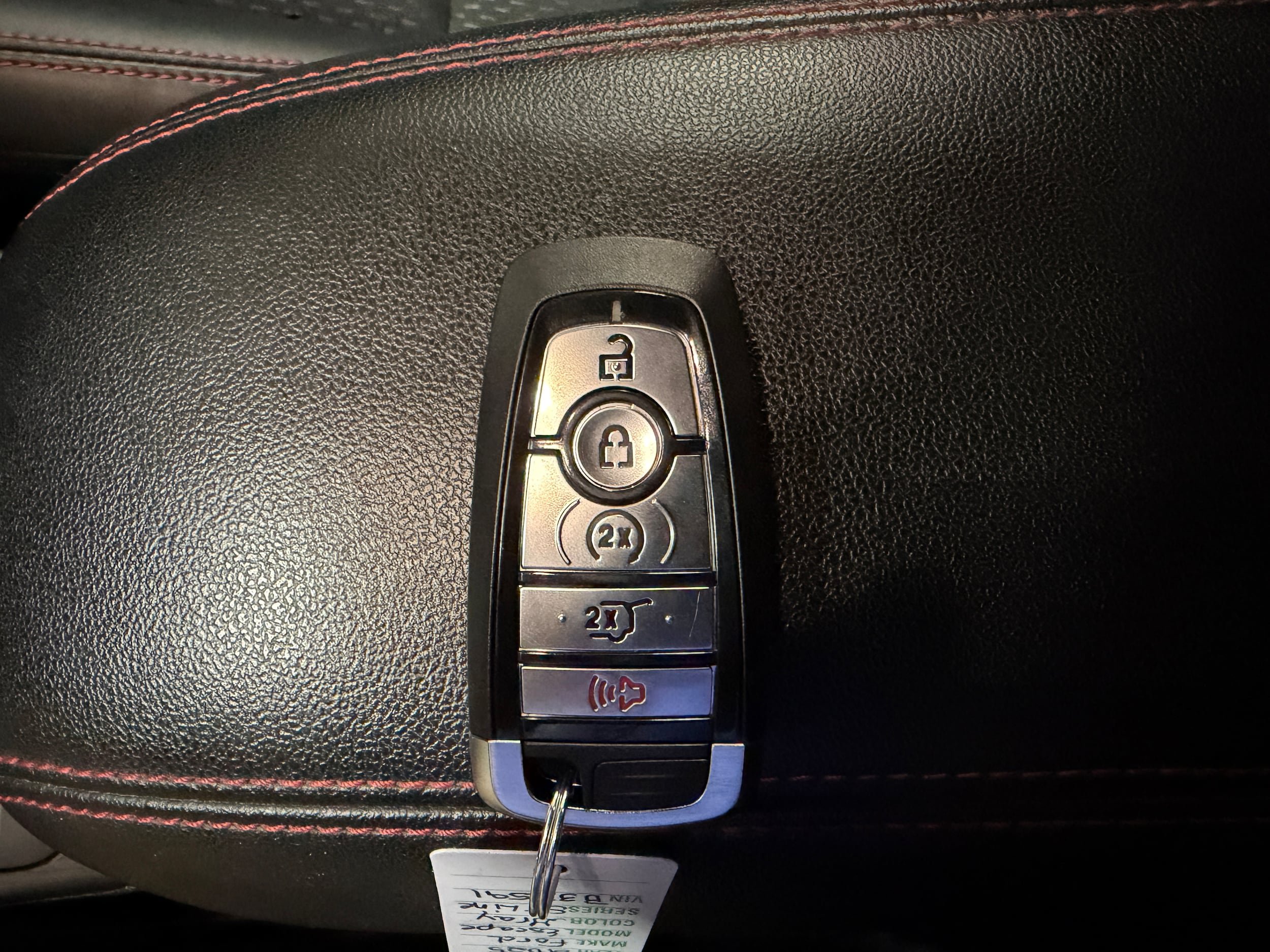 Certified 2025 Ford Escape ST-Line Select AWD/4WD image 37