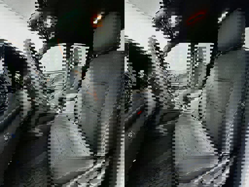 Used 2023 Chevrolet Colorado LT w/ LT Convenience Package image 15