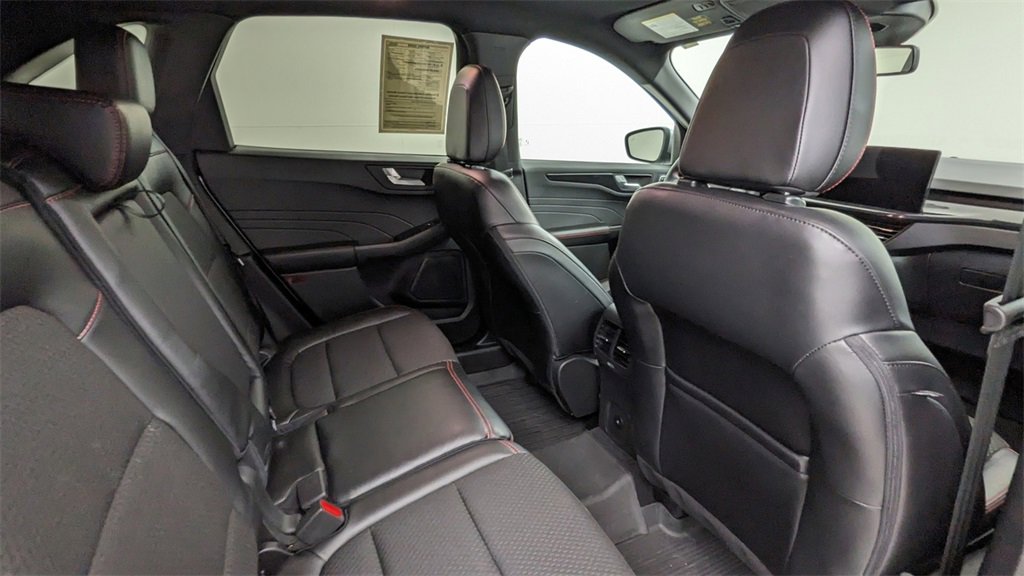 Certified 2023 Ford Escape ST-Line Elite image 36