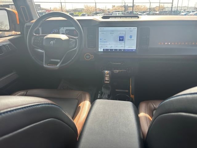 Certified 2022 Ford Bronco Outer Banks w/ Sasquatch Package image 10