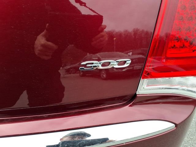 Used 2021 Chrysler 300 Touring L image 12